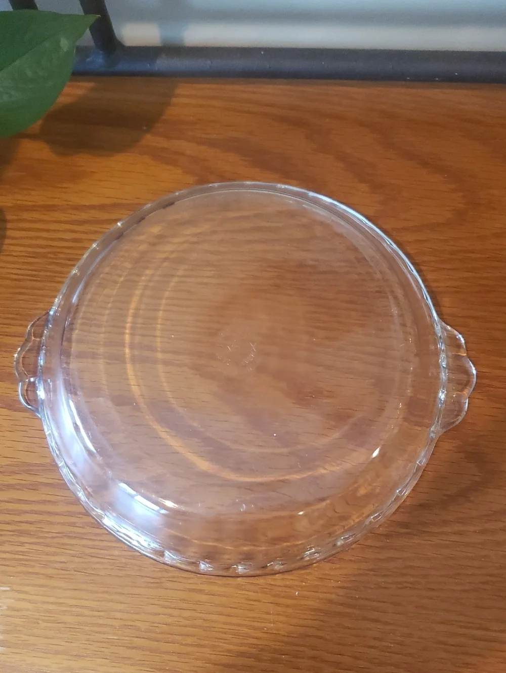 Vtg PYREX Scalloped Edge  Baking Dish With Transparent Glass - Size: 9